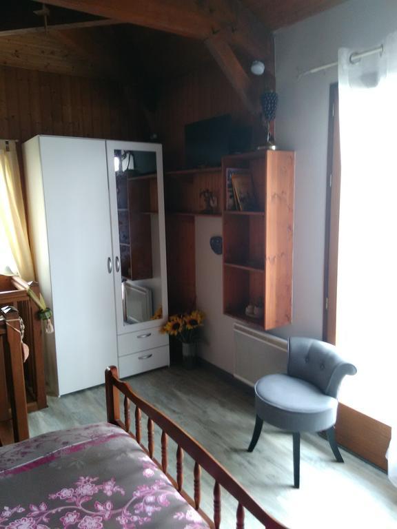 Chambre Chez L'Habitant Ambares-et-Lagrave Екстер'єр фото